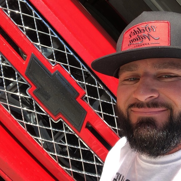 Meet your Posher, Jared - Picture 1 of 1